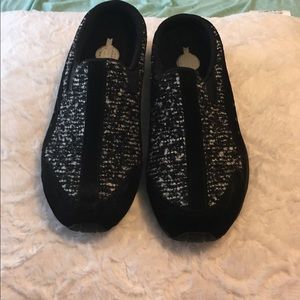 NWOT Easy Spirit Travel Time Clogs